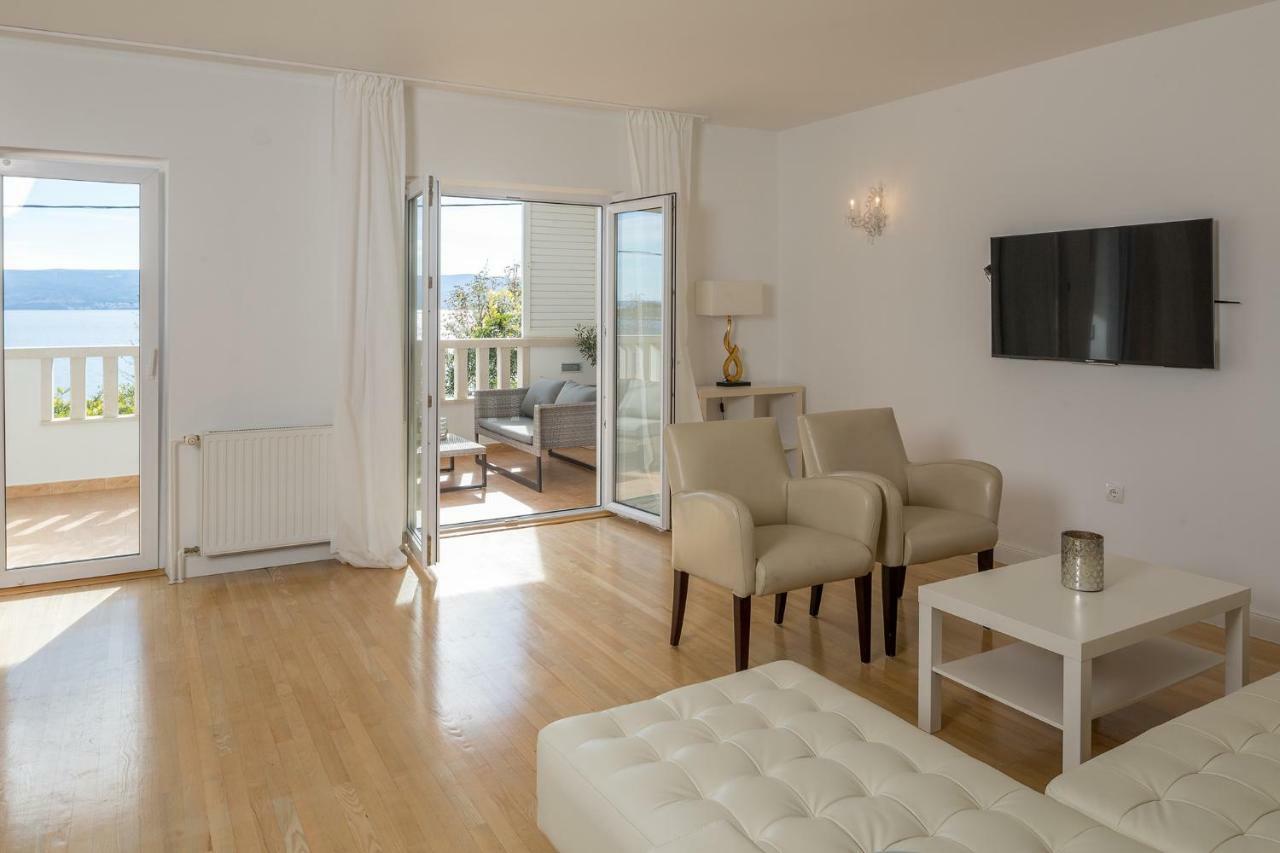 Apartments Villa Lux Dugi Rat Exterior photo